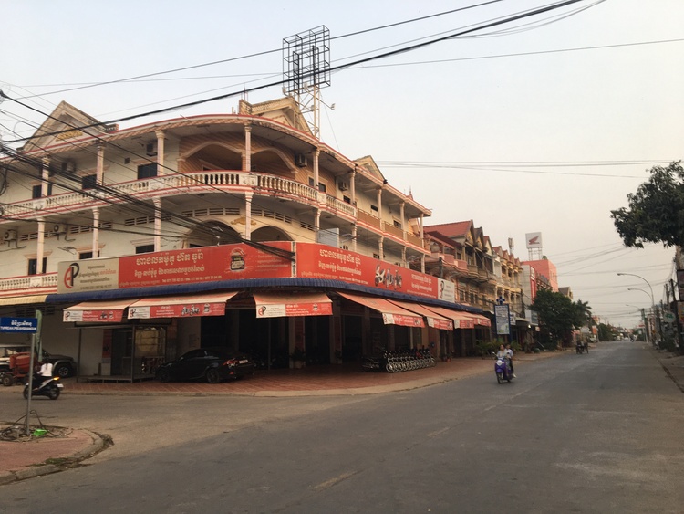 Kratié, Cam pốt - Tự lái ô tô sang đúng dịp tết cổ truyền của Campuchia Kratié, Cam pốt - Tự lái ô tô sang đúng dịp tết cổ truyền của Campuchia