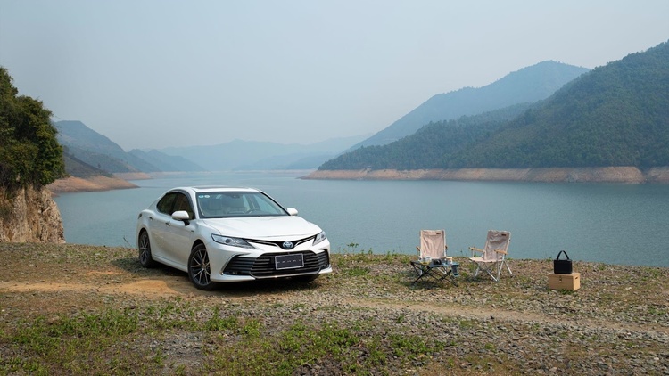 Toyota Camry – ‘ông vua’ phân khúc sedan cỡ D