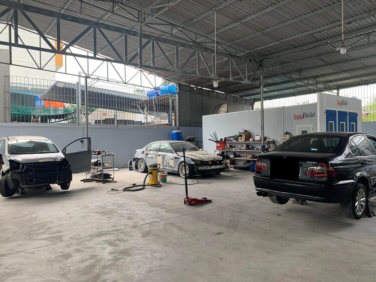 GARAGE TÍN PHÁT. 2/117 Đường Số 8,Bình Hưng Hòa,Bình Tân (Đối diện Aeon Tân Phú).