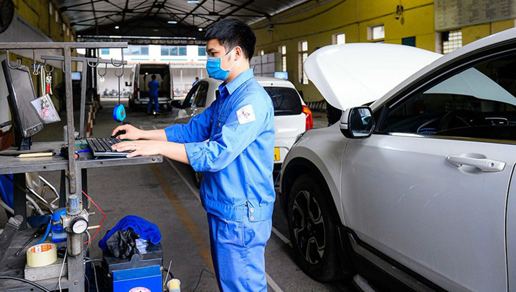 Cơ sở bảo dưỡng xe có thể được làm dịch vụ kiểm định ô tô