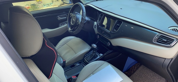 Nhờ tư vấn Kia Rondo 2019 hay Kia Sorento 2016? Nhờ tư vấn Kia Rondo 2019 hay Kia Sorento 2016?