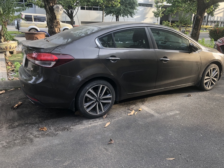Kia Cerato 2018 bản full 2.0AT Kia Cerato 2018 bản full 2.0AT