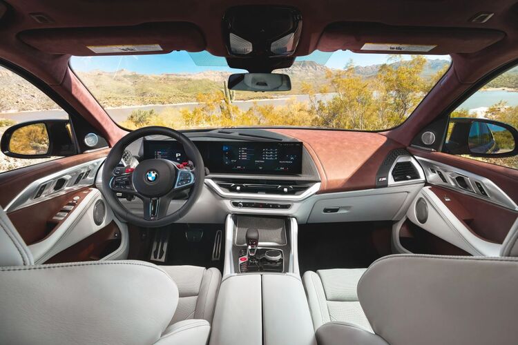 2023-BMW-XM-Marina-Bay-Blue-Metallic-Phoenix-media-drive-43.jpg