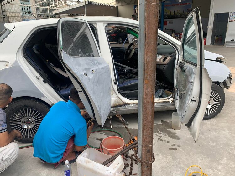 GARAGE TÍN PHÁT. 2/117 Đường Số 8,Bình Hưng Hòa,Bình Tân (Đối diện Aeon Tân Phú).