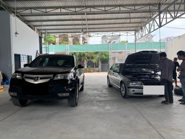 GARAGE TÍN PHÁT. 2/117 Đường Số 8,Bình Hưng Hòa,Bình Tân (Đối diện Aeon Tân Phú).