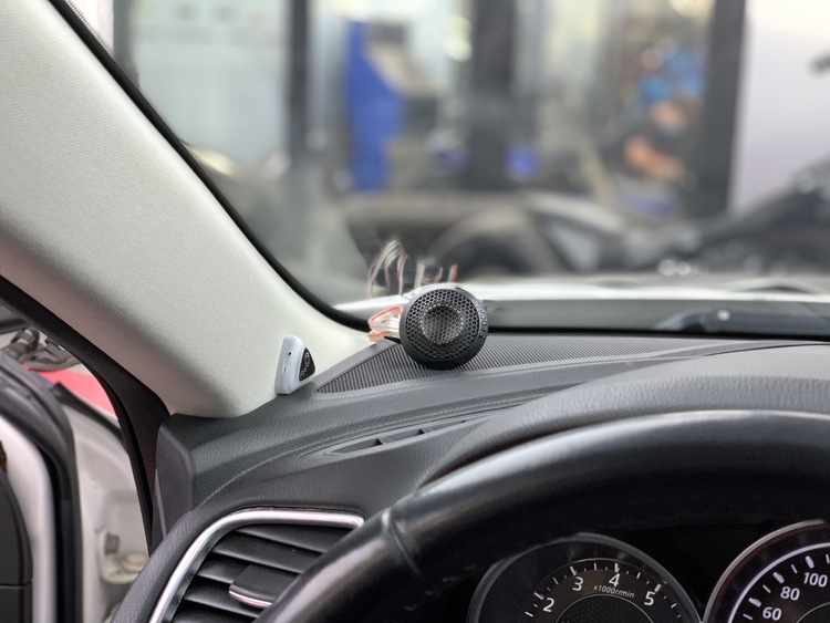 Mazda 6 Nâng Cấp Âm Thanh Với Thương Hiệu Focal, Helix & Cách Âm Với Vật Liệu DrARTEX Tại Autobis