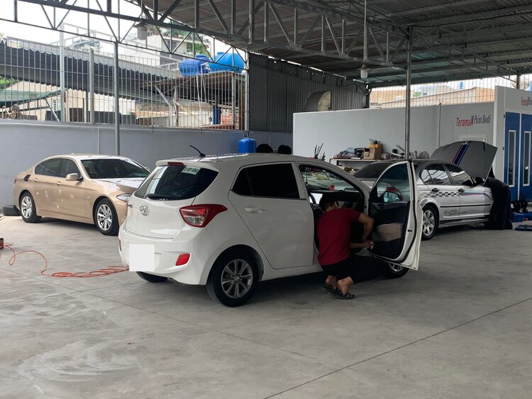 GARAGE TÍN PHÁT. 2/117 Đường Số 8,Bình Hưng Hòa,Bình Tân (Đối diện Aeon Tân Phú).