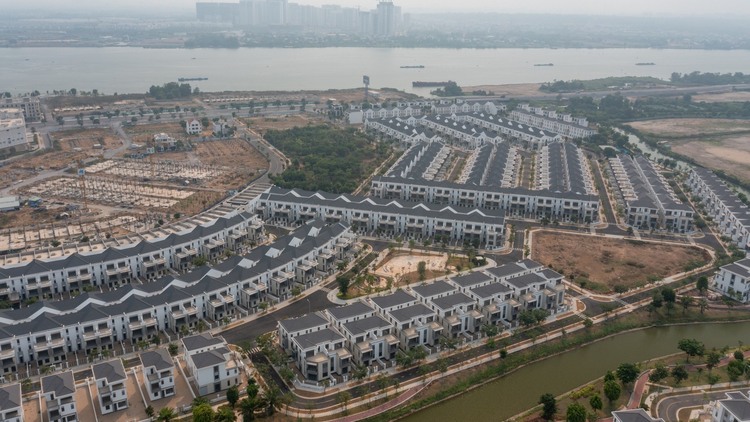 Nhà phố, biệt thự Aqua City giảm giá mạnh vẫn vắng khách Nhà phố, biệt thự Aqua City giảm giá mạnh vẫn vắng khách