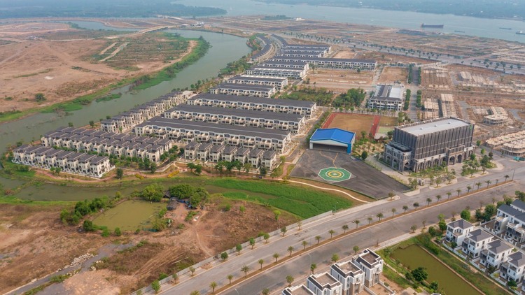 Nhà phố, biệt thự Aqua City giảm giá mạnh vẫn vắng khách