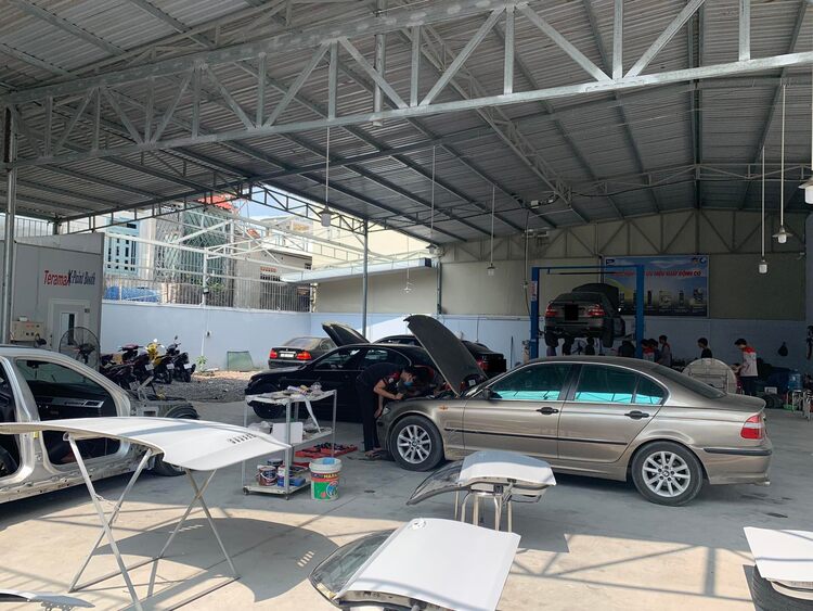 GARAGE TÍN PHÁT. 2/117 Đường Số 8,Bình Hưng Hòa,Bình Tân (Đối diện Aeon Tân Phú).