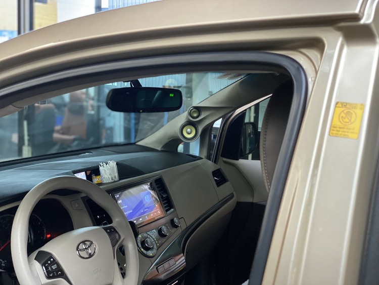 Toyota Sienna Thi Công Nâng Cấp Loa Thương Hiệu Focal, Helix & Cách Âm Với Thương Hiệu DrARTEX Tại Autobis Toyota Sienna Thi Công Nâng Cấp Loa Thương Hiệu Focal, Helix & Cách Âm Với Thương Hiệu DrARTEX Tại Autobis