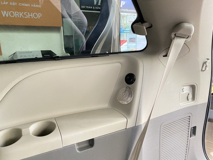 Toyota Sienna Thi Công Nâng Cấp Loa Thương Hiệu Focal, Helix & Cách Âm Với Thương Hiệu DrARTEX Tại Autobis Toyota Sienna Thi Công Nâng Cấp Loa Thương Hiệu Focal, Helix & Cách Âm Với Thương Hiệu DrARTEX Tại Autobis