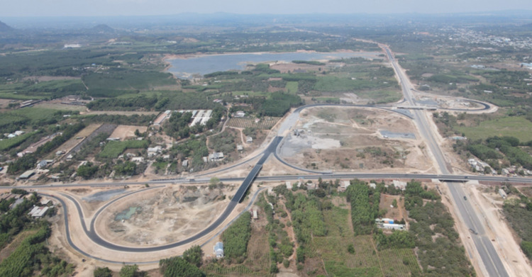 Nút giao cao tốc Phan Thiết - Dầy Giây với quốc lộ 1