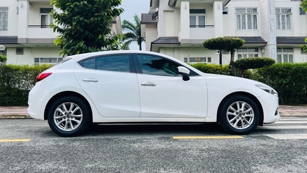 mazda 3 s 2017.jpg