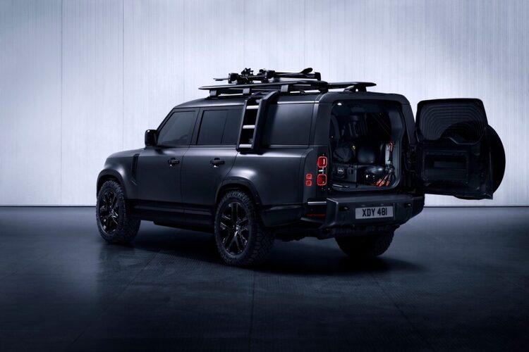 Land-Rover-Defender-2024 (7).jpg