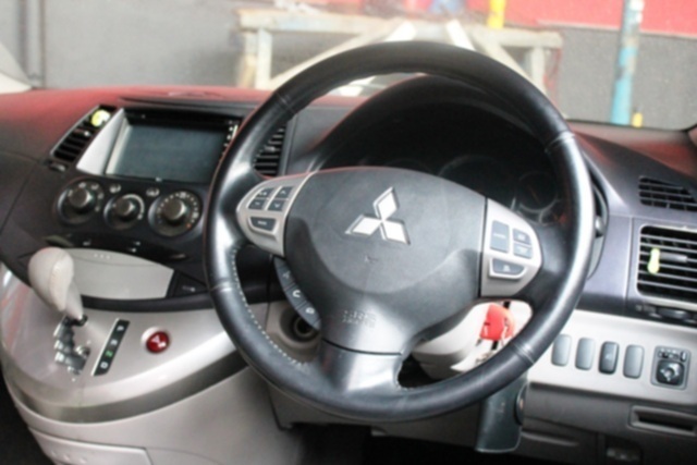 Mitsubishi Grandis - Tổng hợp bài viết về Grandis: giao lưu, chia sẻ Mitsubishi Grandis - Tổng hợp bài viết về Grandis: giao lưu, chia sẻ