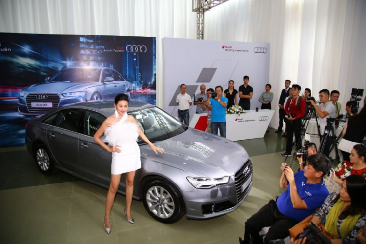 Trải nghiệm "cất cánh" Audi R8 V10 trên đường băng Phú Quốc Trải nghiệm "cất cánh" Audi R8 V10 trên đường băng Phú Quốc