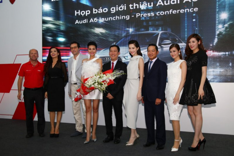 Trải nghiệm "cất cánh" Audi R8 V10 trên đường băng Phú Quốc Trải nghiệm "cất cánh" Audi R8 V10 trên đường băng Phú Quốc
