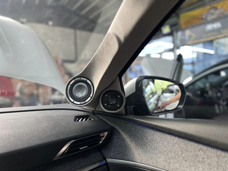 Peugeot 3008 Thi Công Nâng Cấp Âm Thanh Cao Cấp Thương Hiệu Focal & Helix Tại Autobis