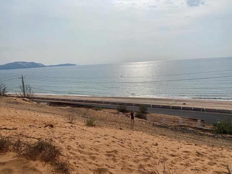Đất quanh sân bay Phan Thiết giảm giá mạnh vẫn ko bán được Đất quanh sân bay Phan Thiết giảm giá mạnh vẫn ko bán được