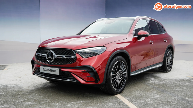 Mercedes-Benz GLC 2023 ra mắt: Tăng giá bán tại VN từ 2,299 tỷ đồng, giao xe tháng 7/2023