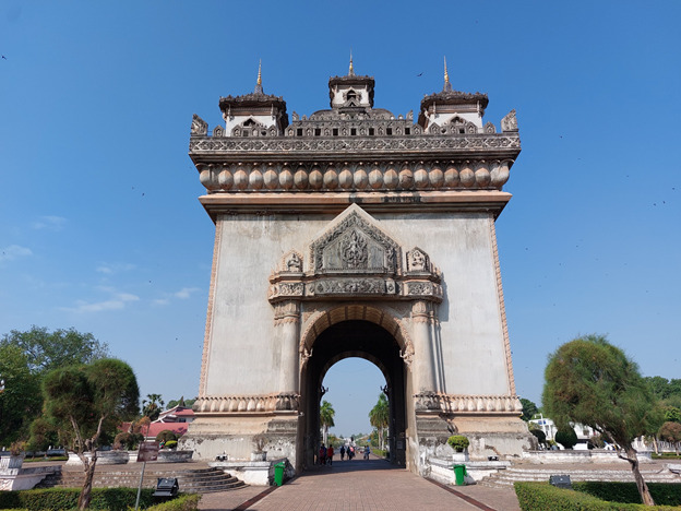 Ghi qua ảnh, rong chơi Lào 2023: 11 ngày, 4.200 Km rong ruổi của 3 chiếc Outlander Ghi qua ảnh, rong chơi Lào 2023: 11 ngày, 4.200 Km rong ruổi của 3 chiếc Outlander