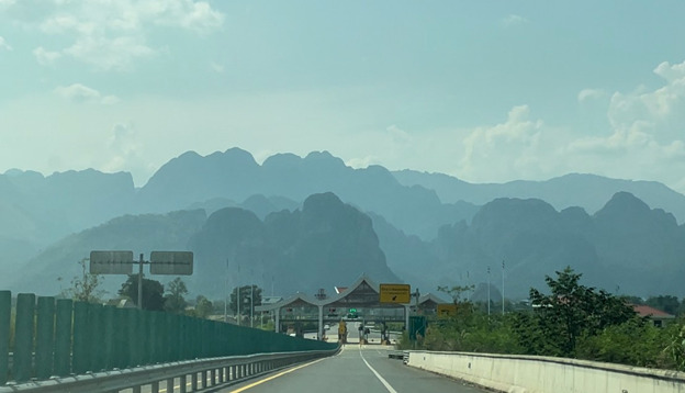 Ghi qua ảnh, rong chơi Lào 2023: 11 ngày, 4.200 Km rong ruổi của 3 chiếc Outlander Ghi qua ảnh, rong chơi Lào 2023: 11 ngày, 4.200 Km rong ruổi của 3 chiếc Outlander