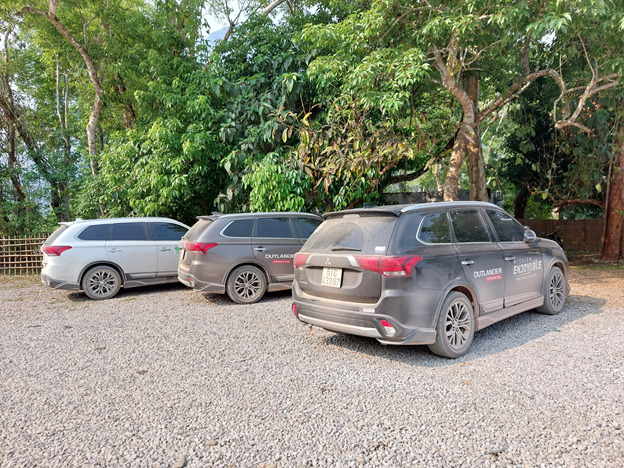 Ghi qua ảnh, rong chơi Lào 2023: 11 ngày, 4.200 Km rong ruổi của 3 chiếc Outlander Ghi qua ảnh, rong chơi Lào 2023: 11 ngày, 4.200 Km rong ruổi của 3 chiếc Outlander