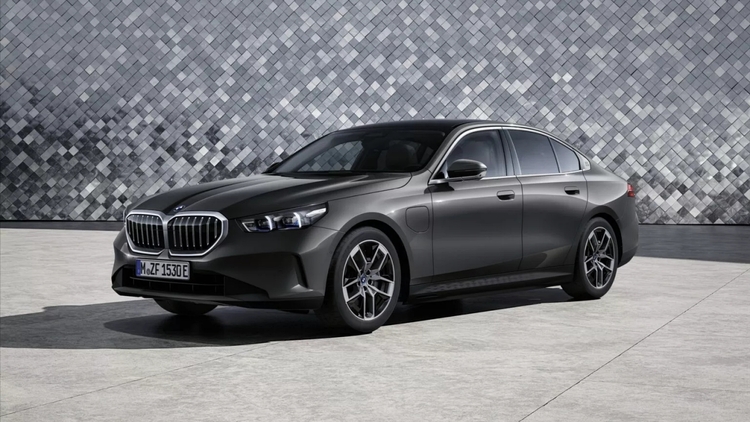 BMW 5-series 2024 (3).jpg BMW 5-series 2024 (3).jpg