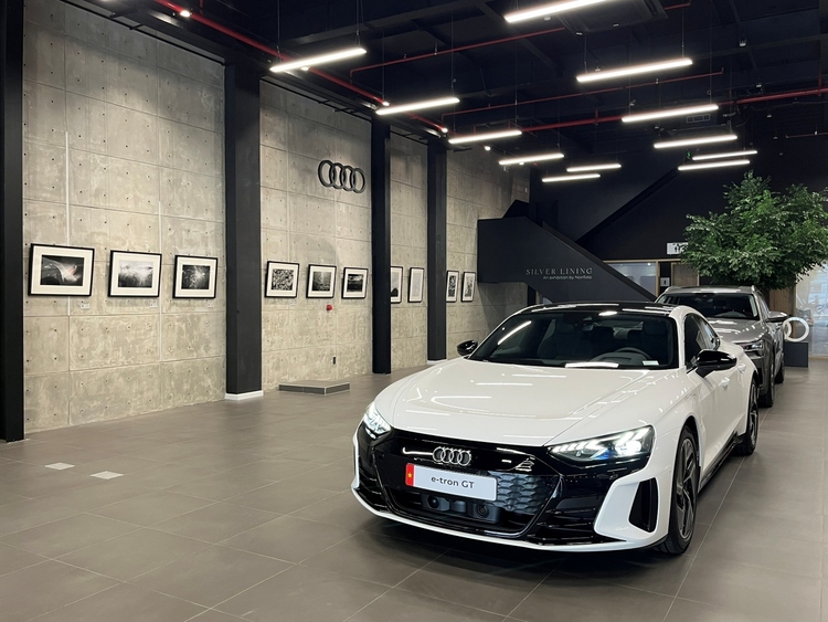 Cảm nhận nghệ thuật của sự tân tiến tại Audi Charging Lounge