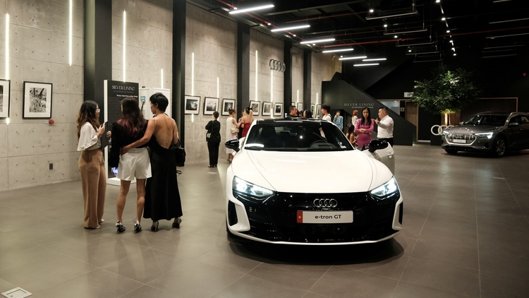Cảm nhận nghệ thuật của sự tân tiến tại Audi Charging Lounge