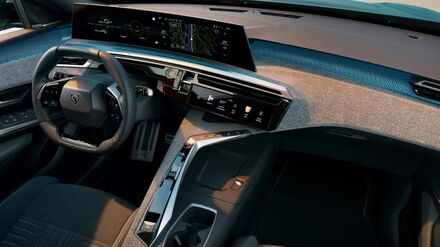 2024-Peugeot-3008 (1).jpg