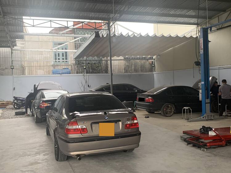 GARAGE TÍN PHÁT. 2/117 Đường Số 8,Bình Hưng Hòa,Bình Tân (Đối diện Aeon Tân Phú).