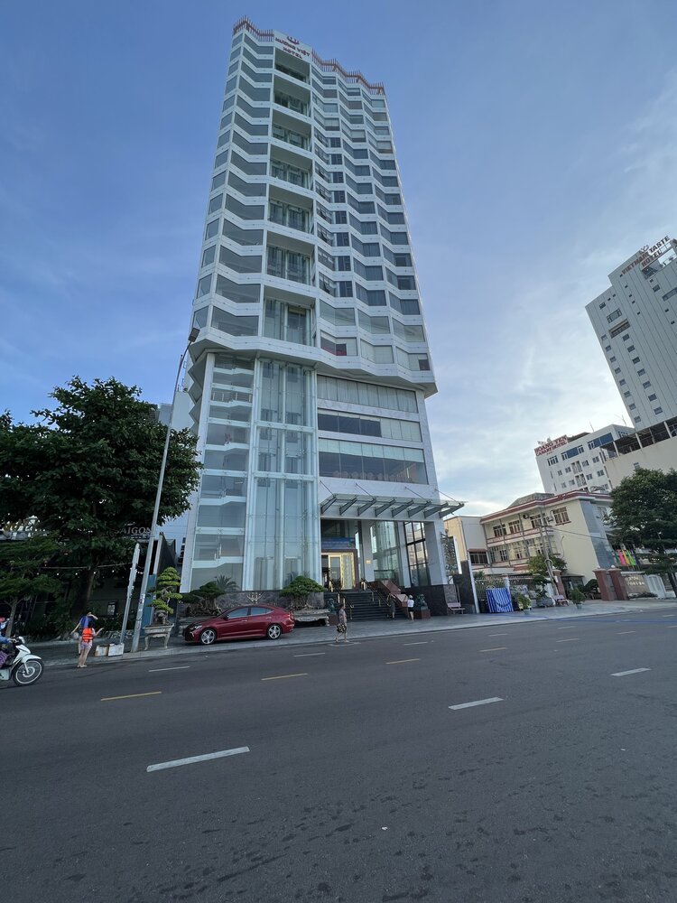 Xuyên Việt ven biển và cung Đông Bắc trong 20 ngày bằng Kona Xuyên Việt ven biển và cung Đông Bắc trong 20 ngày bằng Kona