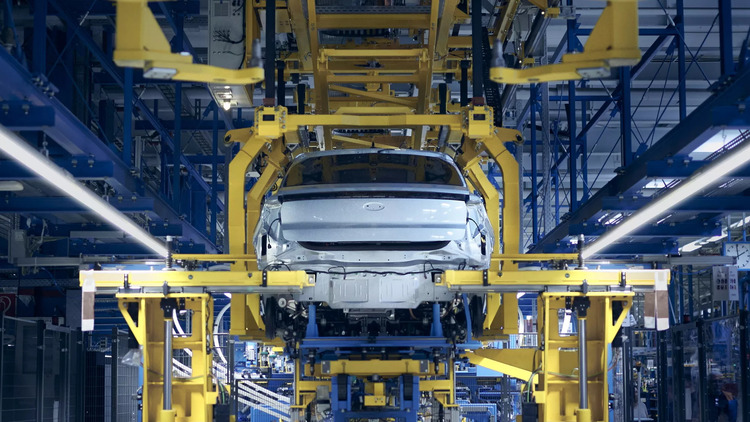 Ford sản xuất 250.000 xe điện mỗi năm tại nhà máy không thải Co2 ở Đức