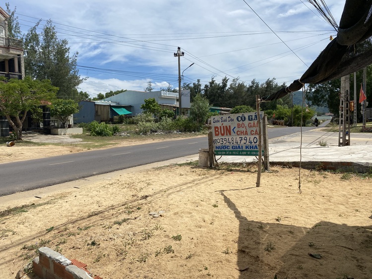 Xuyên Việt ven biển và cung Đông Bắc trong 20 ngày bằng Kona Xuyên Việt ven biển và cung Đông Bắc trong 20 ngày bằng Kona