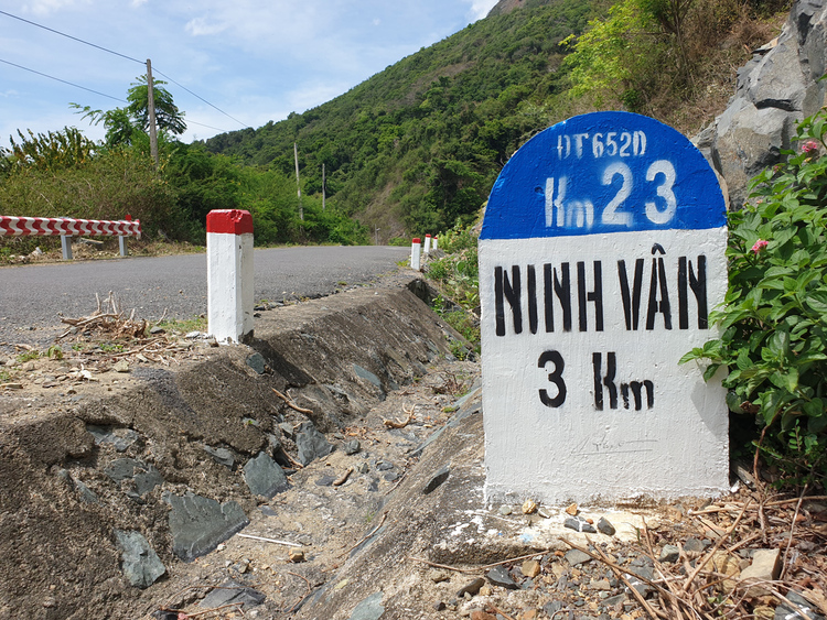 Đằng sau tay lái - ấn tượng những cung đường đẹp ở Việt Nam Đằng sau tay lái - ấn tượng những cung đường đẹp ở Việt Nam