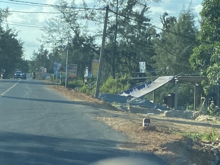 Xuyên Việt ven biển và cung Đông Bắc trong 20 ngày bằng Kona Xuyên Việt ven biển và cung Đông Bắc trong 20 ngày bằng Kona