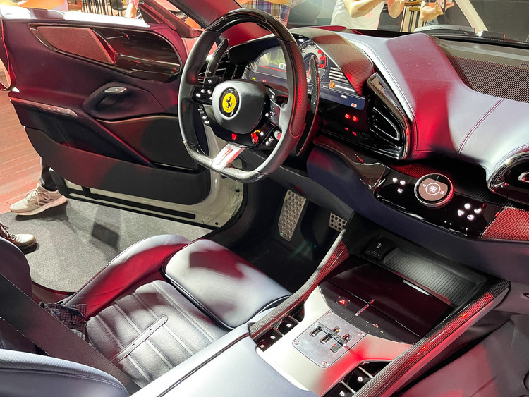 Tuyệt phẩm SUV Ferrari Purosangue ra mắt khách hàng Việt, giá từ 39 tỷ đồng