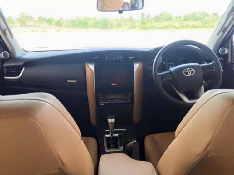 Bắt gặp Toyota Fortuner 2016 tại Thái Lan trước ngày ra mắt