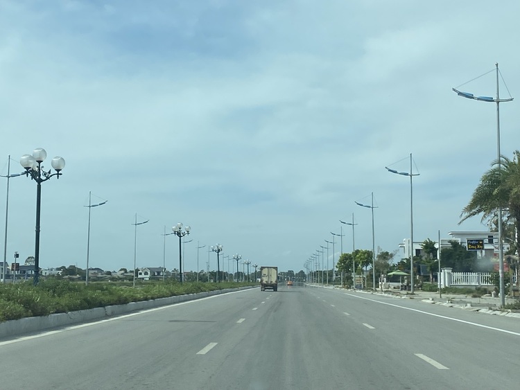 Xuyên Việt ven biển và cung Đông Bắc trong 20 ngày bằng Kona Xuyên Việt ven biển và cung Đông Bắc trong 20 ngày bằng Kona