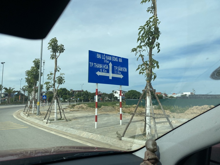 Xuyên Việt ven biển và cung Đông Bắc trong 20 ngày bằng Kona Xuyên Việt ven biển và cung Đông Bắc trong 20 ngày bằng Kona