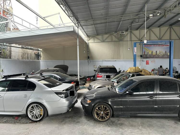 GARAGE TÍN PHÁT. 2/117 Đường Số 8,Bình Hưng Hòa,Bình Tân (Đối diện Aeon Tân Phú).