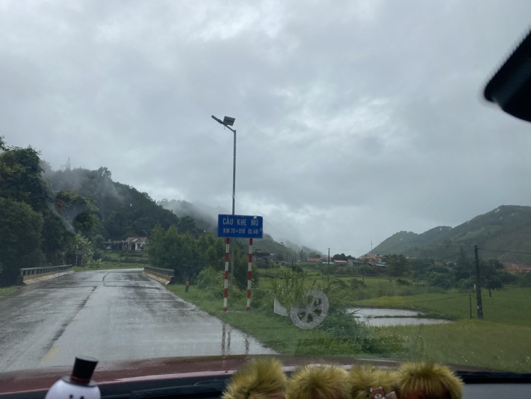 Xuyên Việt ven biển và cung Đông Bắc trong 20 ngày bằng Kona Xuyên Việt ven biển và cung Đông Bắc trong 20 ngày bằng Kona