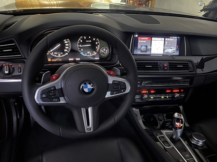 BMW520-1.jpg