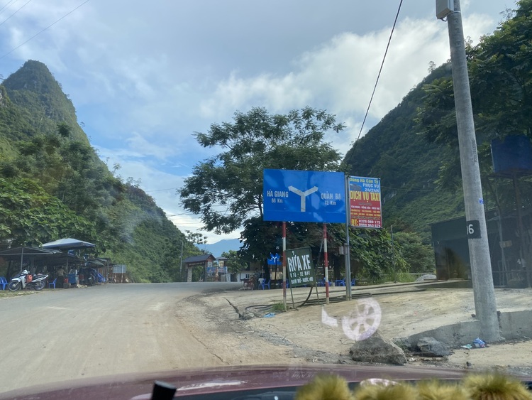 Xuyên Việt ven biển và cung Đông Bắc trong 20 ngày bằng Kona Xuyên Việt ven biển và cung Đông Bắc trong 20 ngày bằng Kona