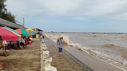 bien-tan-thanh-go-cong-tien-giang.jpg