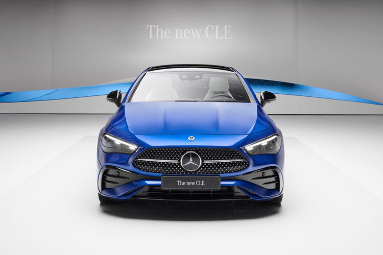 Mercedes-Benz CLE 2024 hoàn toàn mới ra mắt: Đẹp và tinh tế, thay thế C và E-Class Coupe