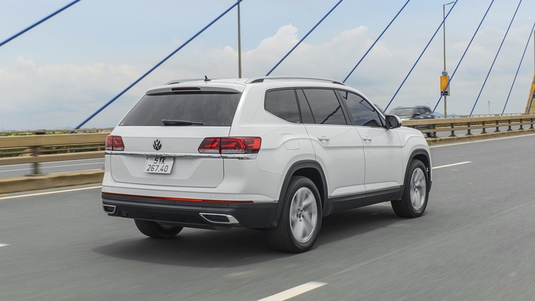 Khách hàng mua Volkswagen Teramont được ưu đãi 100% phí trước bạ và sở hữu thẻ VIP trị giá 300 triệu đồng