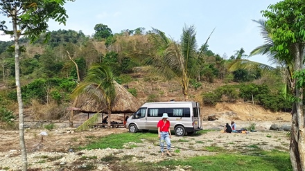 la ngau.jpg